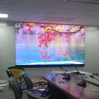 Small Pixels P1.25 4K 8K LED Video Duvar Kurulumu Yüksek Çözünürlüklü Konferans Odası
