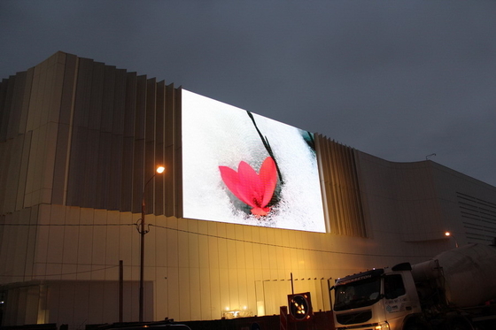 P8 Açıkhava Reklamcılığı LED Ekran Billboard Ön Hizmet Dış Ekranı